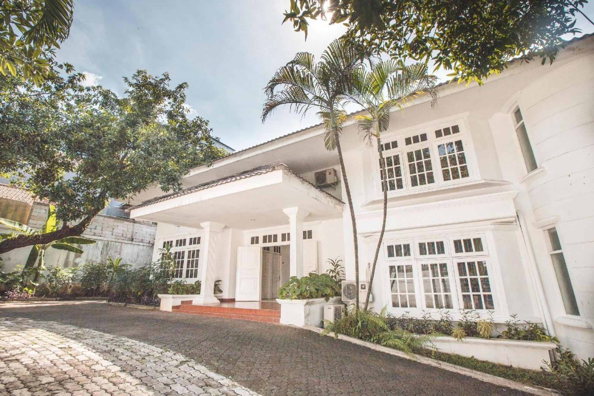 Capital O 332 Residence G17 Kemang Jakarta Eksteriør bilde